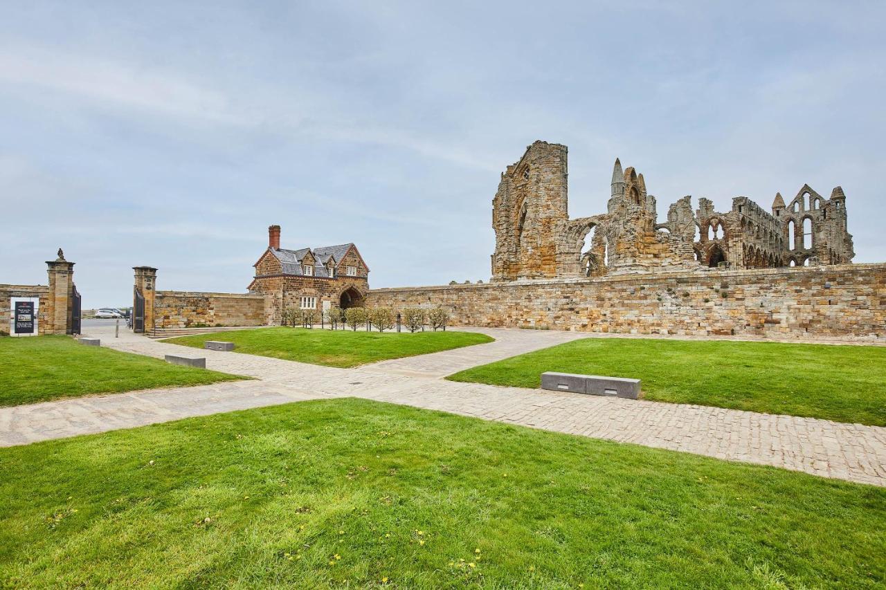 Host & Stay - The Coach House Whitby Exterior photo